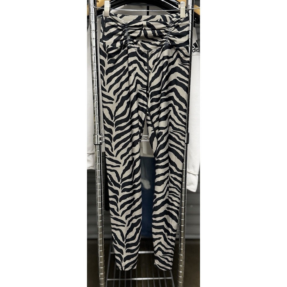 Size Small - Year of Ours Veronica High-Rise Zebra Print Leggings Black / Grey